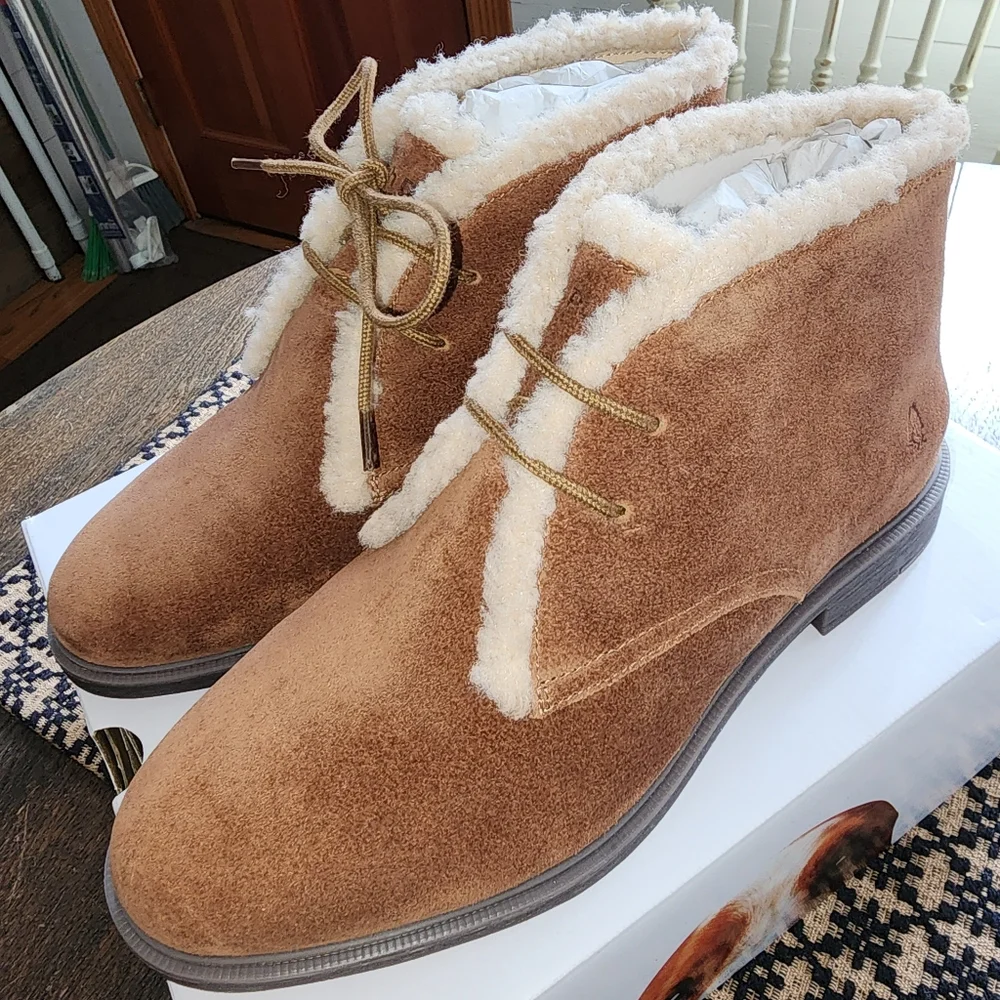 Hush Puppies Chukka 2 - Picture 1 of 9